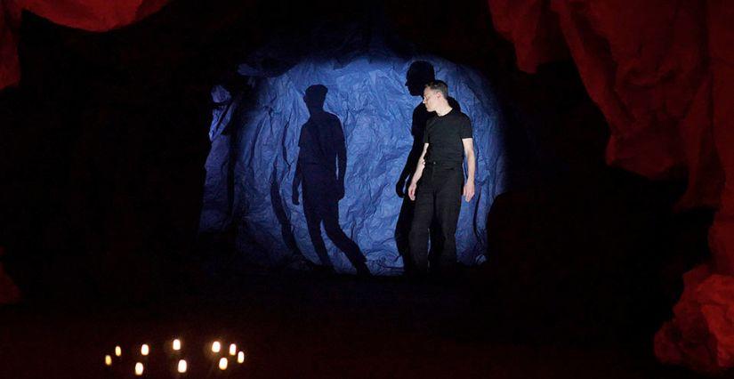 "Aux commencements", spectacle d'ombromanie, magie et arts visuels, à l'Hexagone - Meylan