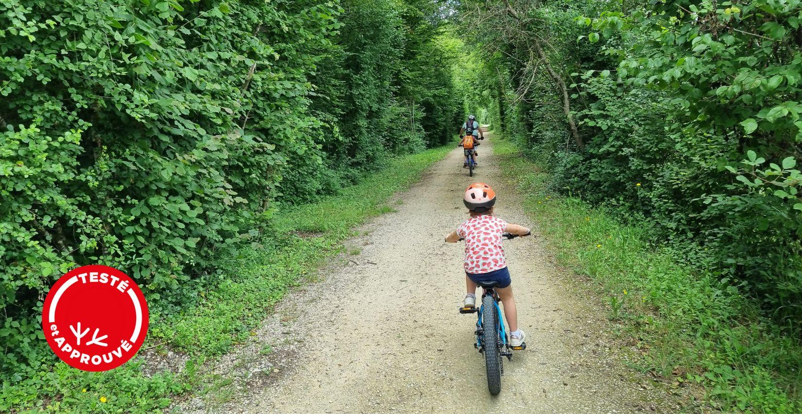 REPORTAGE: On a testé une balade à vélo en famille sur la Voie Verte des Balcons du Dauphiné 