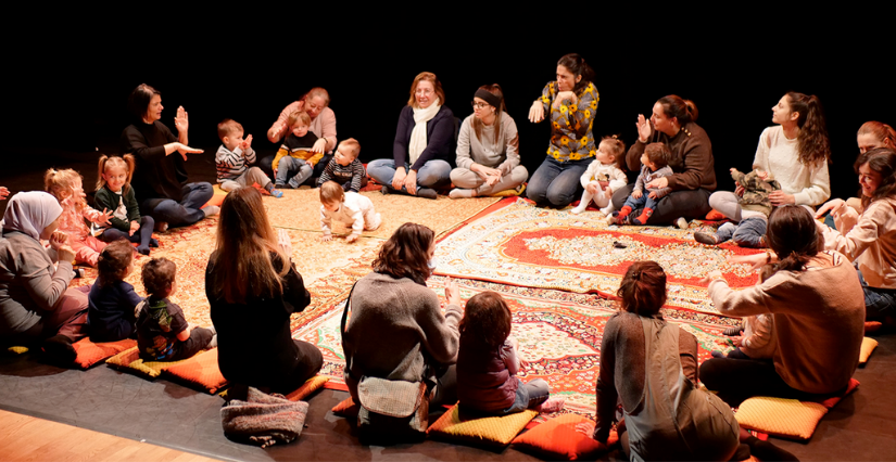 "Toc Toc Toc Monsieur Pouce" : rencontres comptines et jeux de doigts, au Théâtre Prémol à Grenoble - Par le Centre des Arts du Récit