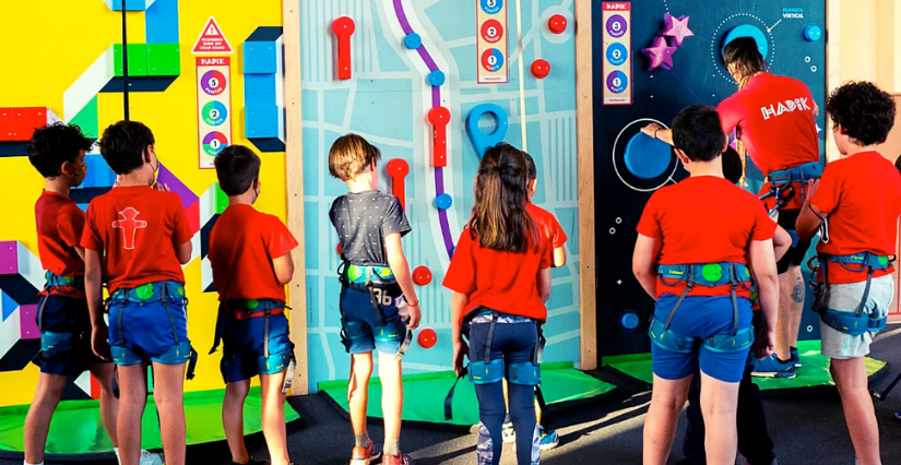 Stage d'escalade pour les vacances de Noël, chez Hapik Neyrpic à Saint Martin-d'Hères