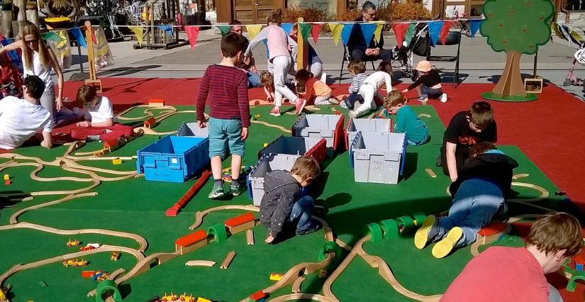 "Le Transludoexpress", jeu de société au Musée de l'Ancien Évêché à Grenoble